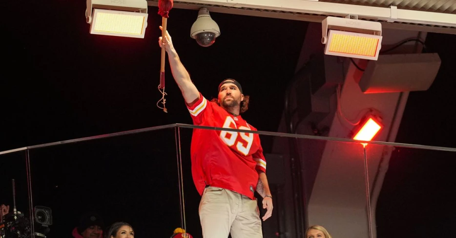 Arrowheadlines: Jared Allen officially inducted into the Hall of Fame