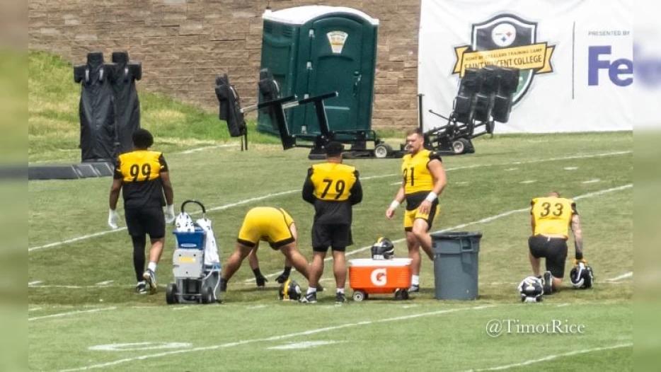 Breiden Fehoko Was ‘Considering Retiring’ Before Steelers Called: ‘Only Reason I Got Up Off The Couch’