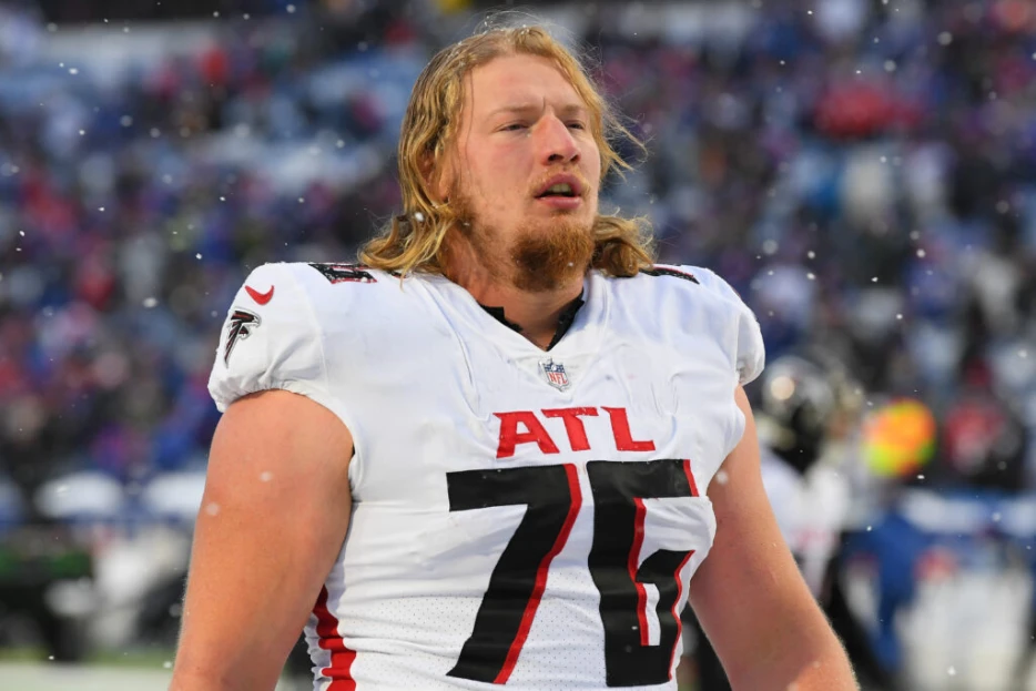 Falcons, RT Kaleb McGary Agree To Extension