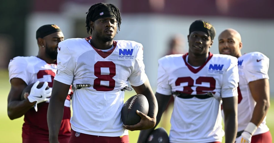 Pictures, videos, news, and notes from the Washington Commanders Training Camp Day 10