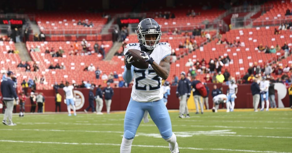 Report: 49ers release cornerback they claimed last season; work out 3 other CBs