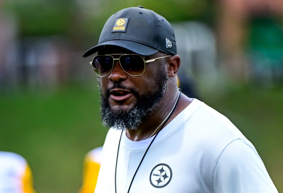 Daily News &amp; Links: Steelers New Sideline Hats; Roman Wilson Has Mishap