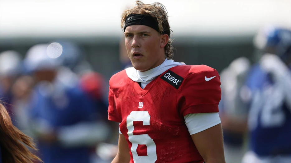 Eli Manning’s Jaxson Dart gift comes with Ole Miss joke