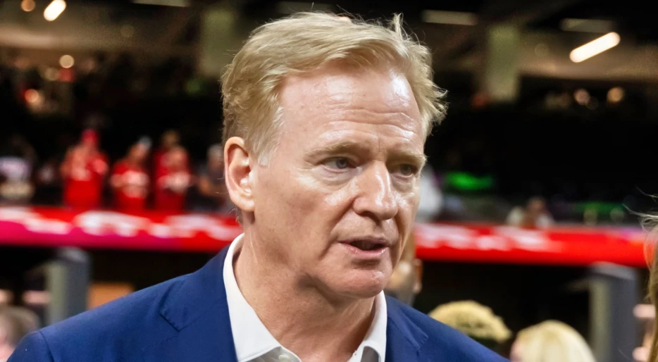 NFL Has Just Announced A Ban On Popular Substance That Suddenly Has One All-Pro Superstar Contemplating Retirement