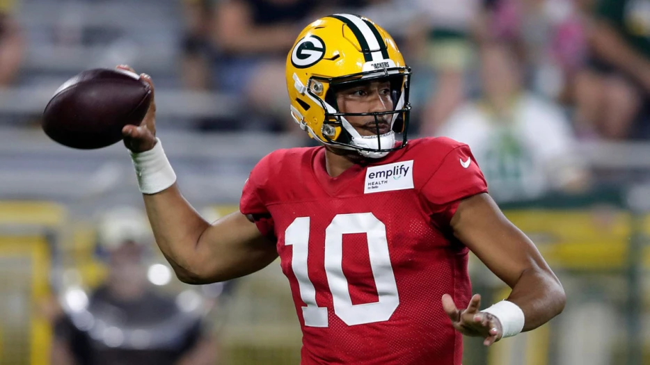 Packers’ Jordan Love reveals ‘invaluable’ relationship with Aaron Rodgers