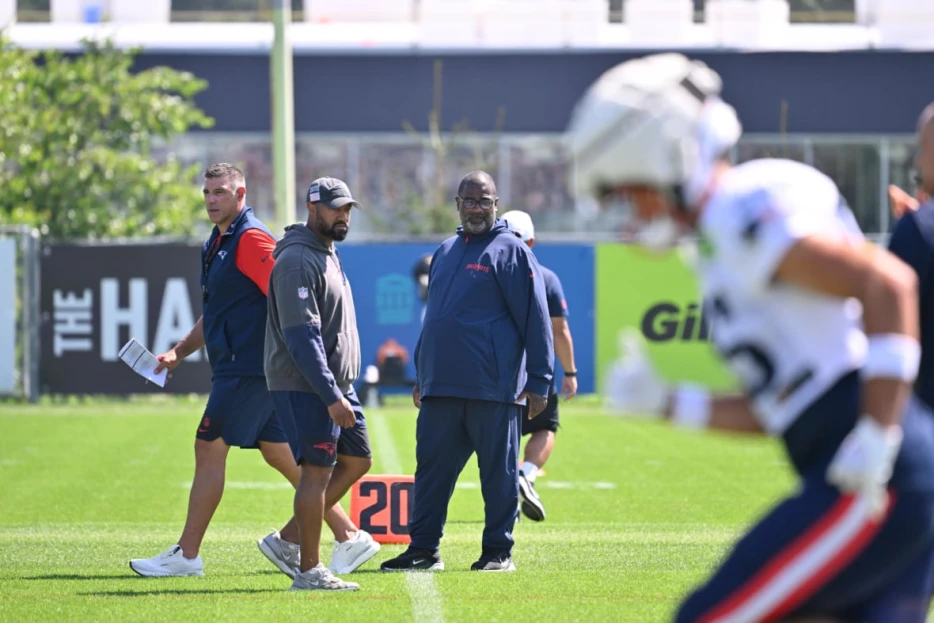 Patriots Coach Returns To Practice After Collapsing On Monday