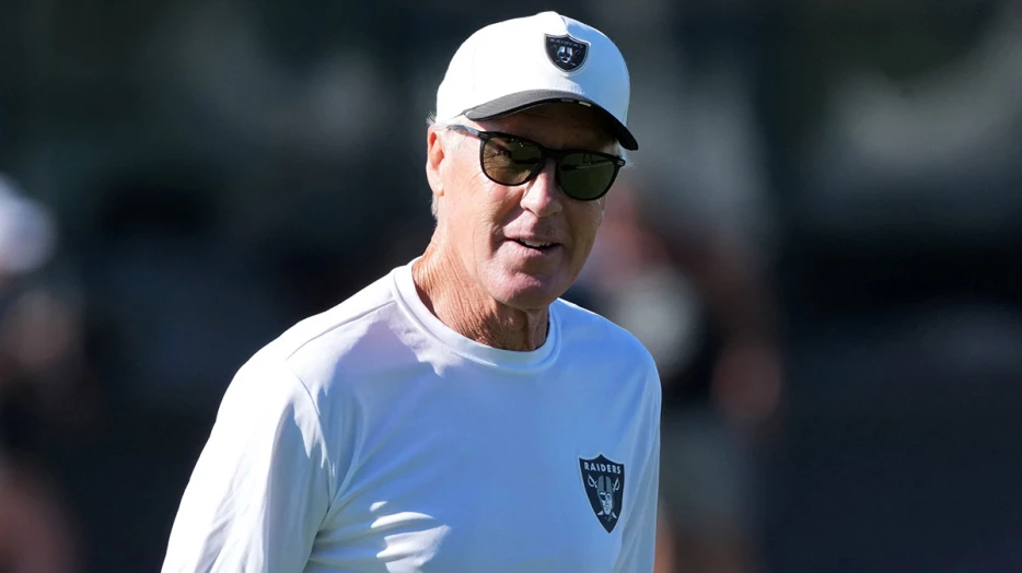 Raiders’ Pete Carroll chooses violence in preseason game vs. Seahawks