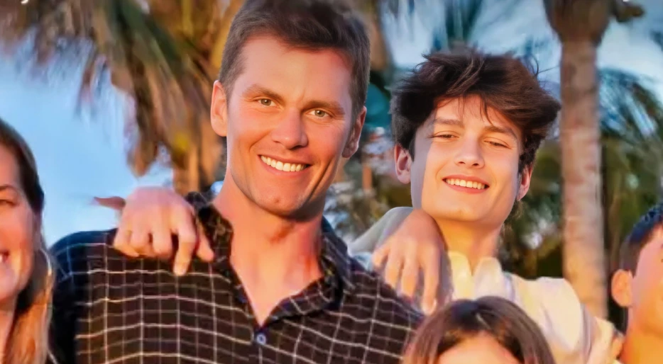 Tom Brady Beams with Look-Alike Sister in Rare Family Photo Celebrating Shared Birthday