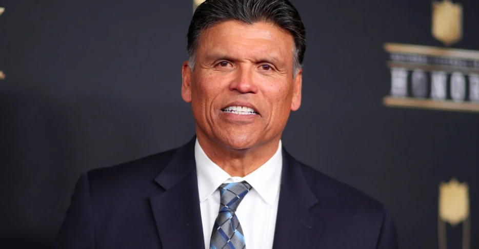 Anthony Muñoz: Bengals need to sign Trey Hendrickson