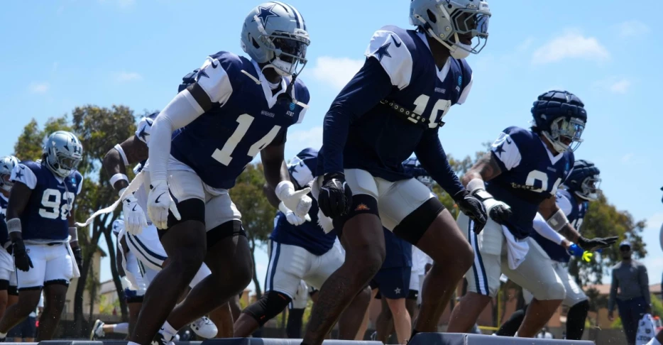 Dallas Cowboys roster: First unofficial depth chart of season
