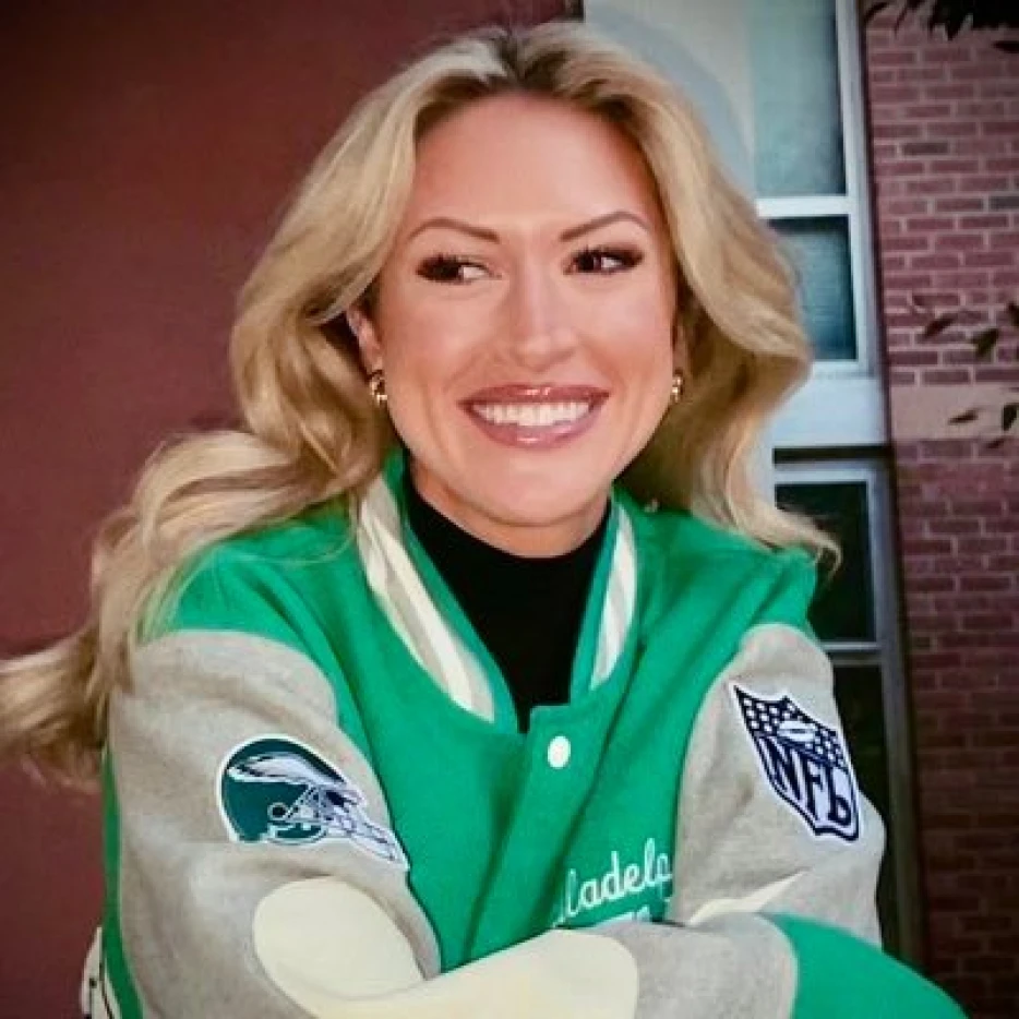 Devan Kaney to Continue as Eagles Sideline Reporter