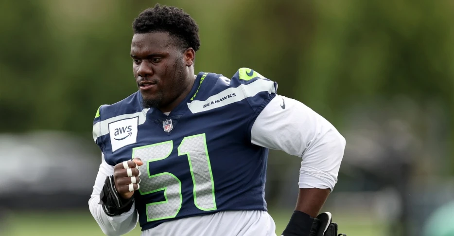 Mike Macdonald provides Seahawks injury updates, including on Olu Oluwatimi and Tyrice Knight