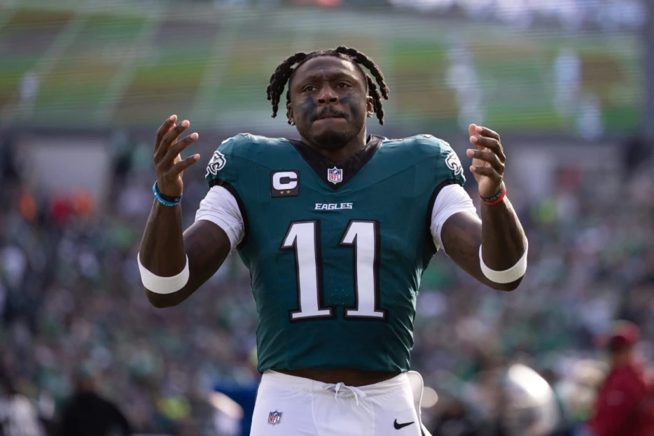 NFC Notes: A.J. Brown, Terry McLaurin, Commanders, Cowboys, Eagles