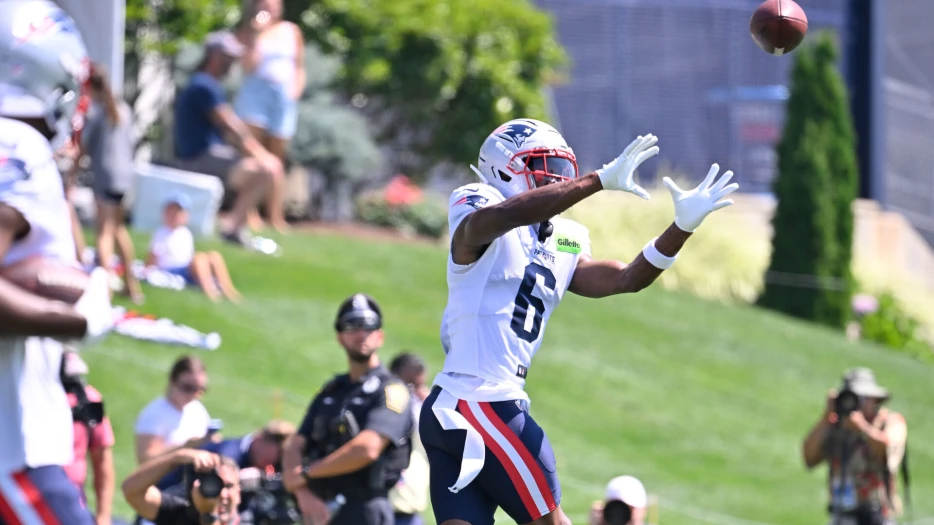 Patriots Insider Provides Update On Surprising Wide Receiver Development