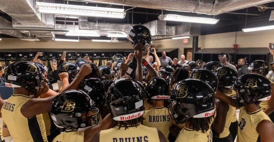 Saints and American Safety team up to surprise Bonnabel High School’s football team with new helmets