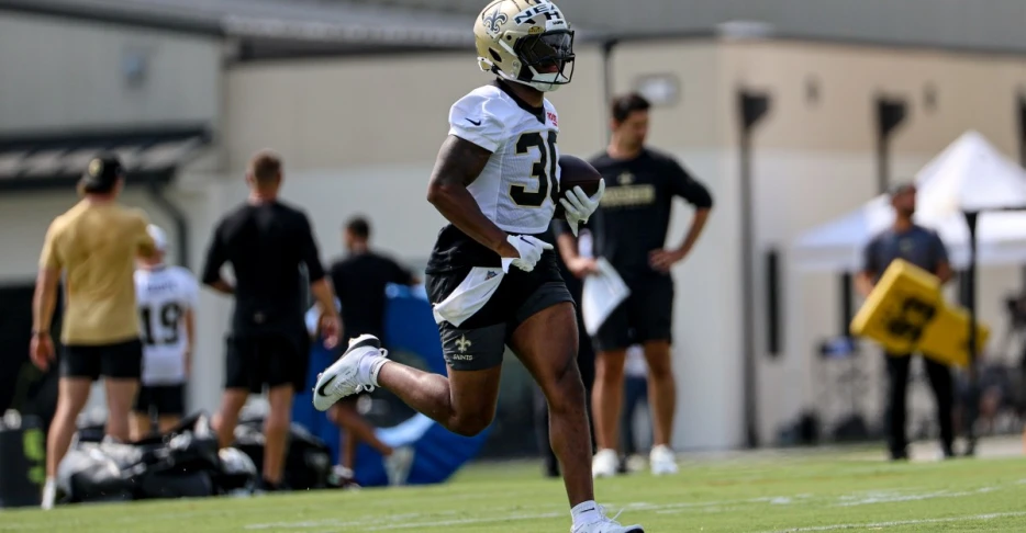 Saints rookie RB Devin Neal to miss multiple weeks with injury