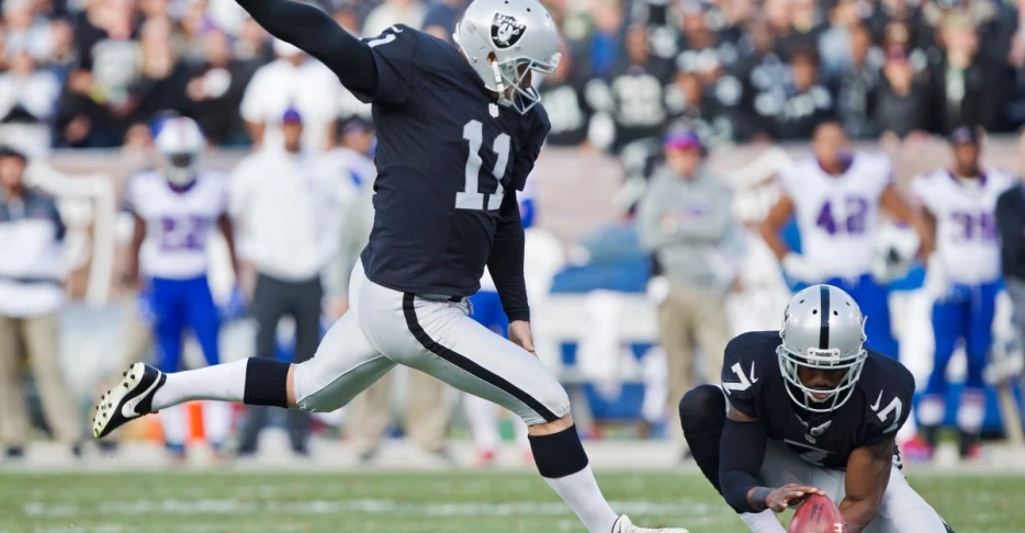 Sebastian Janikowski or Daniel Carlson for Raiders’ kicker on 2000s All-Quarter Century Team?