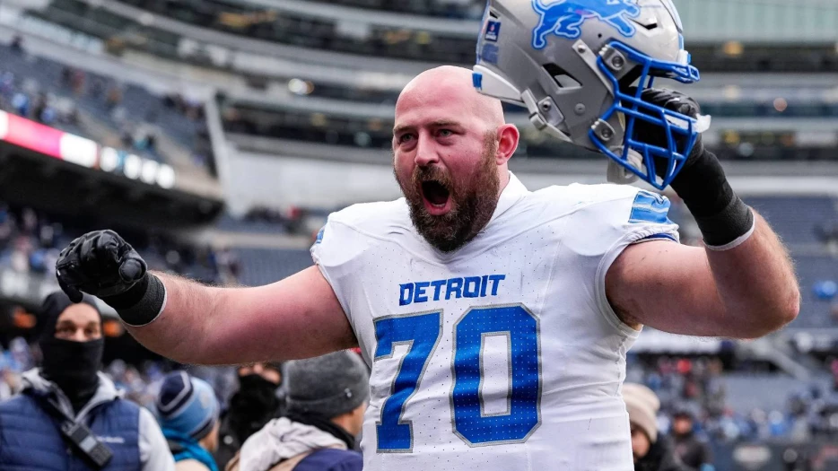 The 10 Tallest Players In NFL History