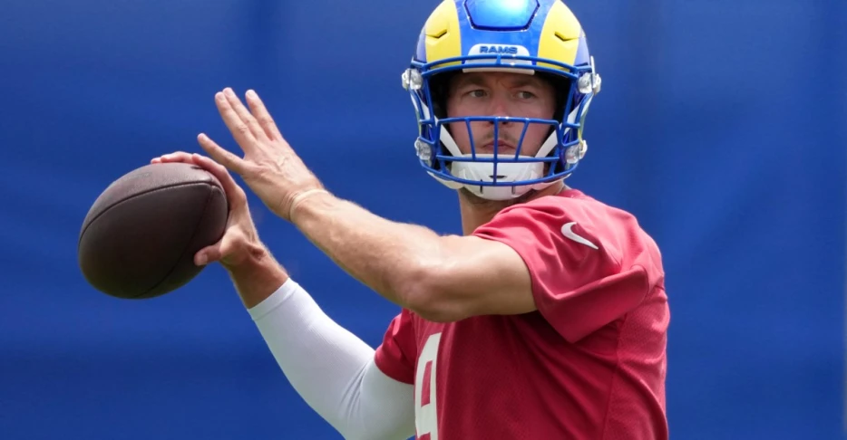 ‘This is a big deal’: Dr. breaks down Stafford back update
