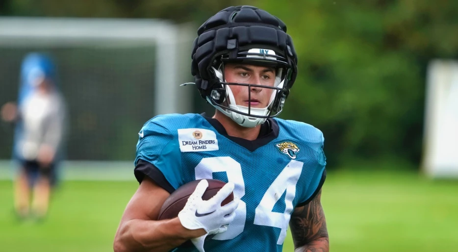 Why Did Louis Rees-Zammit Leave The NFL? All About Former Jacksonville Jaguars WR’s NEw Career Path