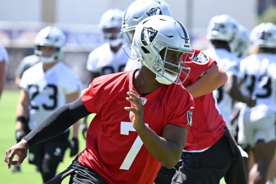 3 Key Questions the Raiders Must Answer in Preseason Opener vs. Seahawks
