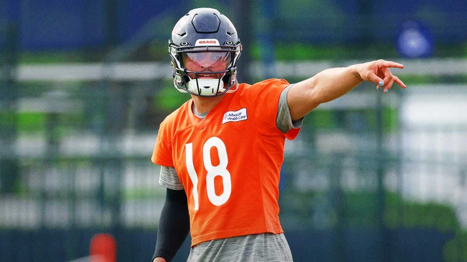 Bears GM Ryan Poles makes Patrick Mahomes comparison for Caleb Williams