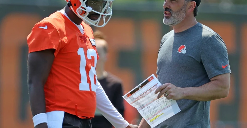 Daily Dawg Chow 8/7: Browns news, First team practice with Panthers, game tomorrow night, More