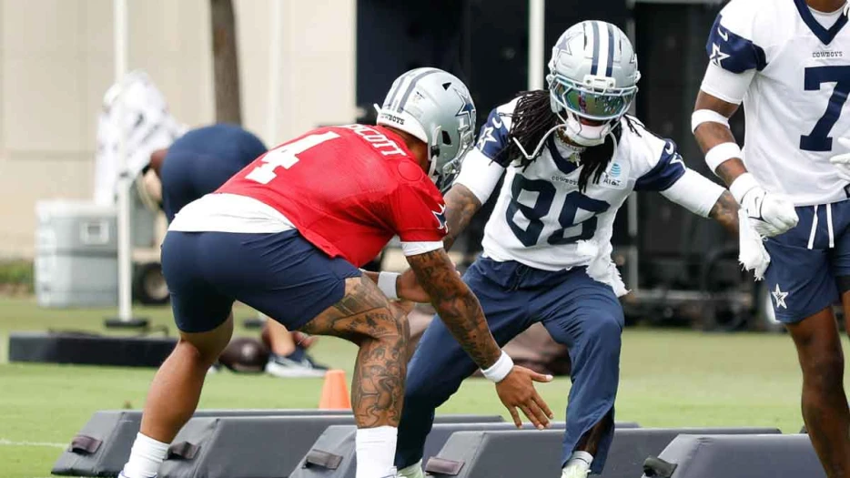 Dez Bryant’s strong 2-word take on Dak Prescott’s WR situation with Cowboys