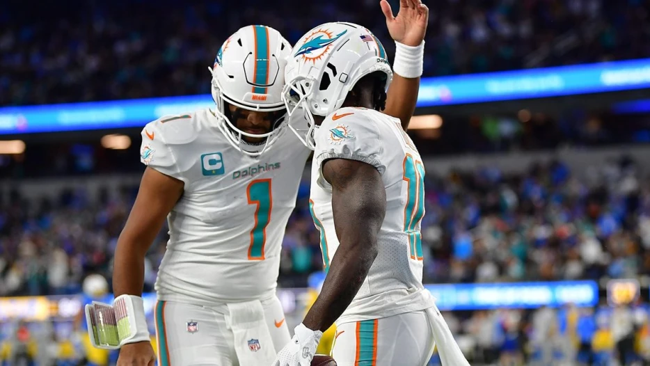 Dolphins’ Mike McDaniel gets surprisingly candid on Tua Tagovailoa-Tyreek Hill clash