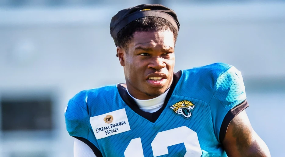 Jaguars HC Liam Coen Reveals His Surprising Plans For Travis Hunter In Team’s First Preseason Game vs. Steelers