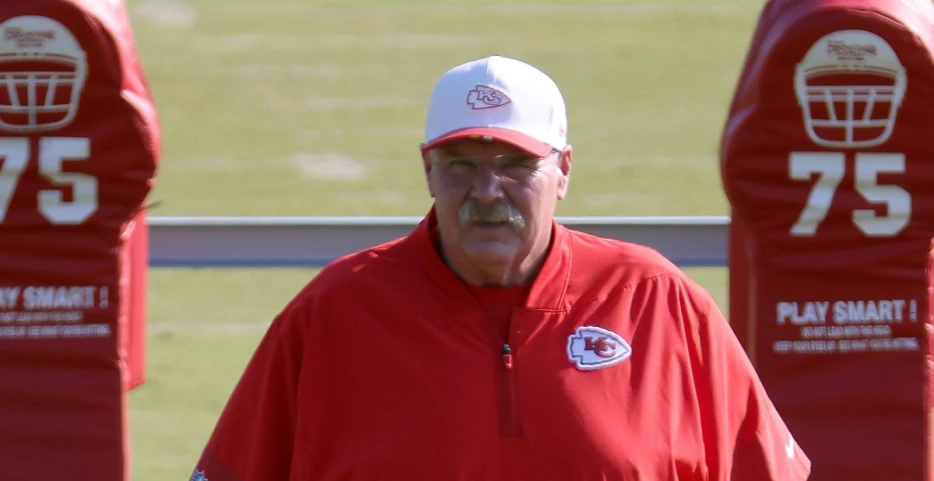 Live updates from Thursday’s Chiefs training camp practice: Day 14
