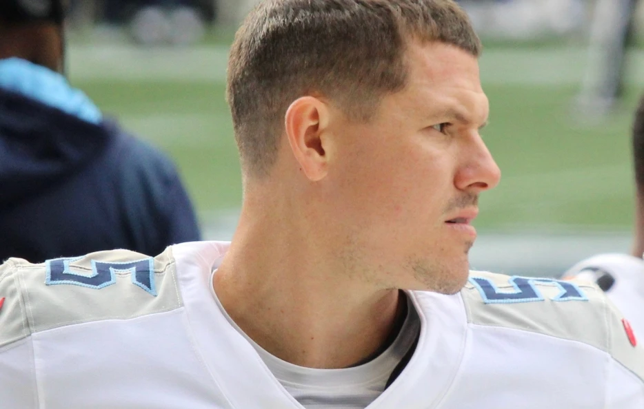 Steelers Sign Quarterback With Ties to Arthur Smith