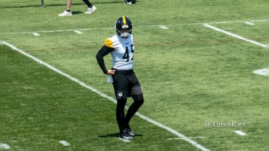 Steelers Waive LS Tucker Addington, OG Nick Broeker