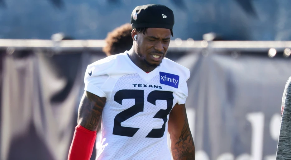 Super Bowl Champion CJ Gardner-Johnson Carted Off Field With Devastating Injury