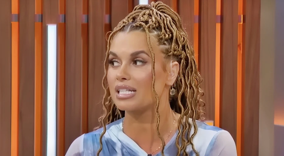 38-Year-Old Joy Taylor Spills The Tea On Dating 25-Year-Old Men