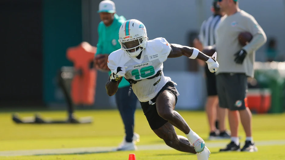 Dolphins’ Tyreek Hill receives important injury update