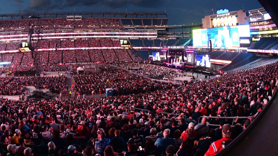 Patriots Unveil Giant Tom Brady Statue Outside Gillette Stadium