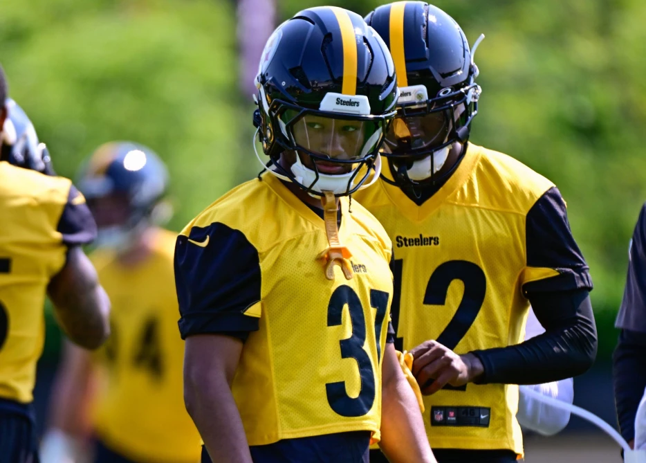 Steelers’ Beanie Bishop Throws Shade at Jets