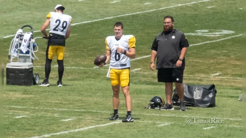 Steelers Stock Watch – QB Logan Woodside