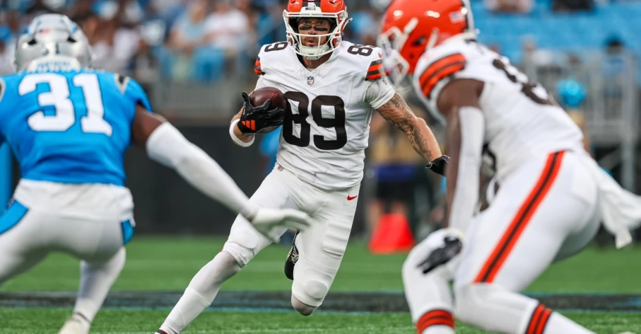 Browns offensive snap counts vs. Panthers: Lots of productive reps