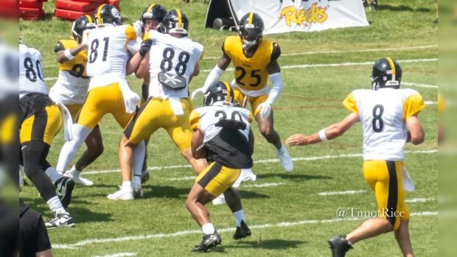 Dulac Thinks Steelers Are Worse At RB Today Than 2024 With Najee Harris