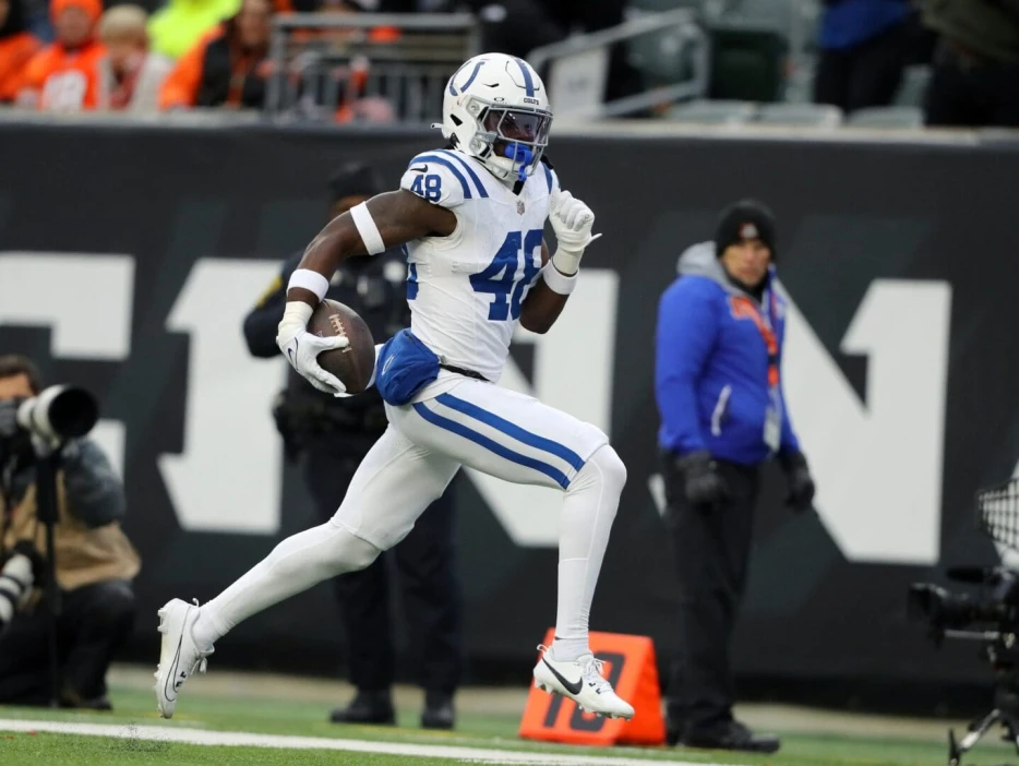Falcons Signing S Ronnie Harrison