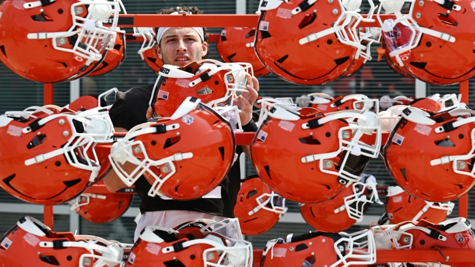 Former Ohio legislators sue over plan to pay for Browns stadium with &quot;unclaimed funds&quot;