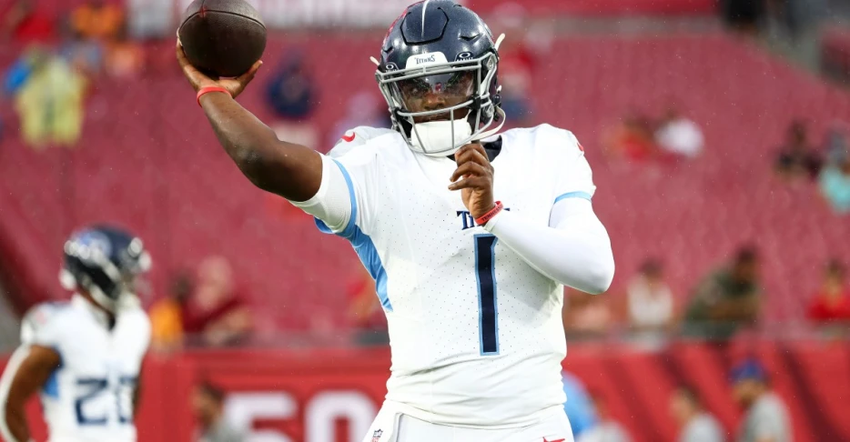 Cam Ward solid in Titans preseason debut