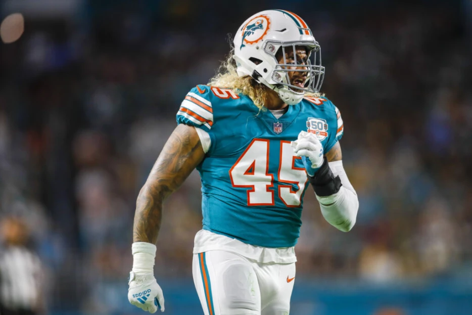 Commanders To Sign LB Duke Riley