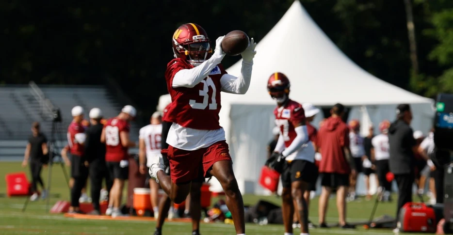 Pictures, videos, news, and notes from the Washington Commanders Training Camp Day 13