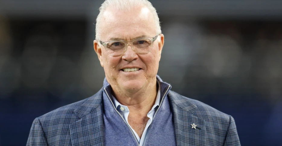 Stephen Jones on Micah Parsons contract talks: ‘We’ll continue to grind’
