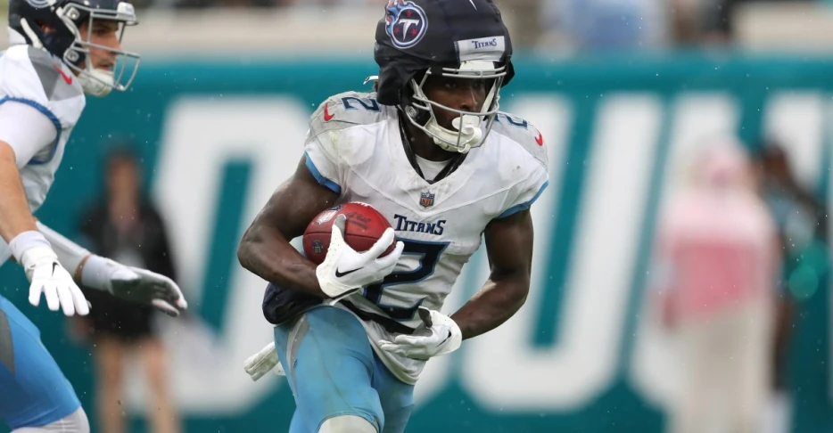 Tyjae Spears injury update: Titans RB has high ankle sprain