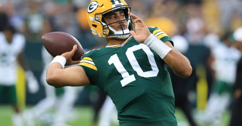 Video: All of Jordan Love’s dropbacks against the Jets