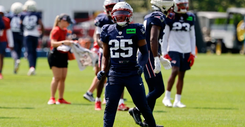 5 performances of note from the Patriots’ 14th training camp practice